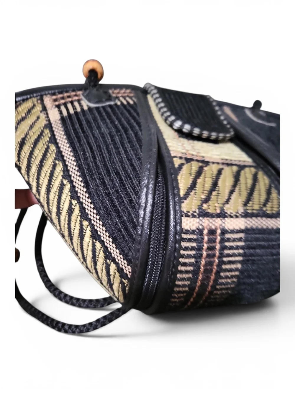 Boho Geometric  Black & Tan Zippper Shoulder Bag 7.5Hx12W